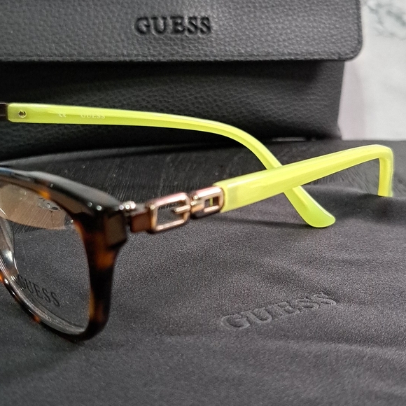 NEW GUESS Eyeglass Bundle brown/green frame case/cloth Rx'able 47-16-135 petite - Picture 6 of 8